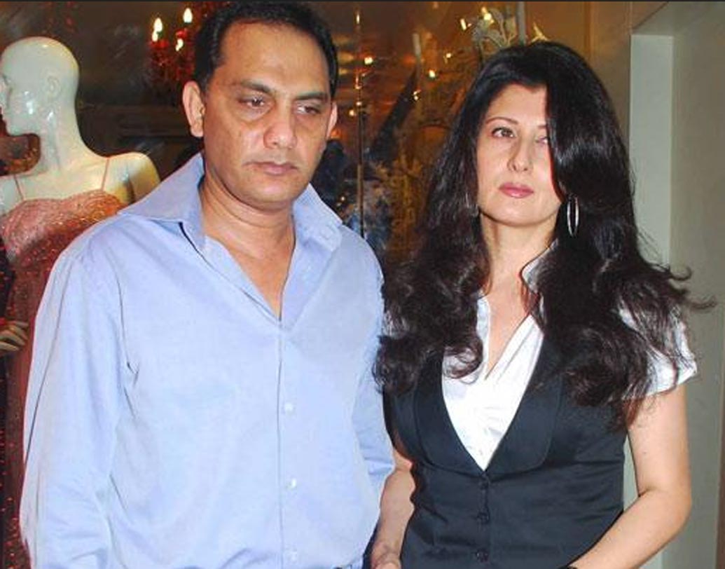 মহম্মদ আজহারউদ্দিন-সঙ্গীতা বিজলানি: বলিউড সুন্দরী সঙ্গীতা বিজলানিকে বিয়ে করার জন্য প্রথম স্ত্রীর সঙ্গে সম্পর্ক ছেদ করেন ভারতের প্রাক্তন অধিনায়ক মহম্মদ আজহারউদ্দিন। ১৪ বছরের সম্পর্কের পর ২০১০-এ তাঁদের বিচ্ছেদ হয় তাঁদের।