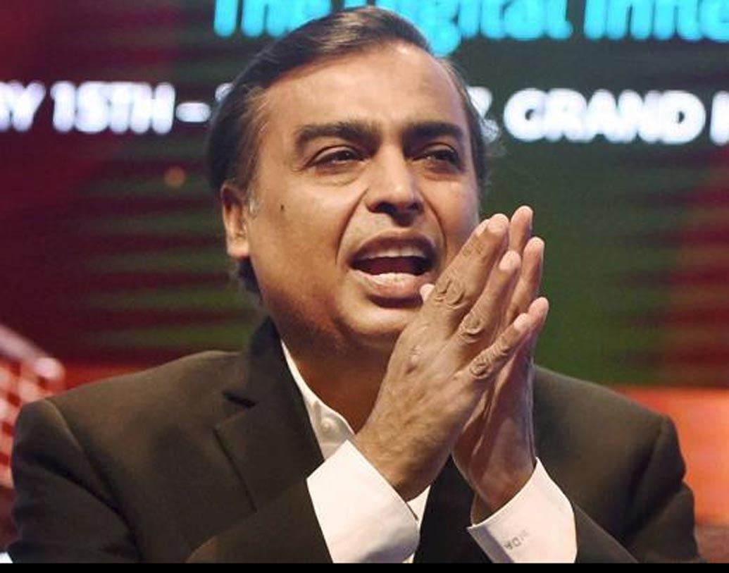 মুকেশ অম্বানী: প্রথম দশে জায়গা না পেলেও ফোর্বসের বিচারে ক্ষমতাশালী ব্যক্তিদের তালিকায় ৭৫ জনের মধ্যে ৩২ নম্বরে রয়েছেন রিলায়্যান্স কর্ণধার মুকেশ অম্বানী।