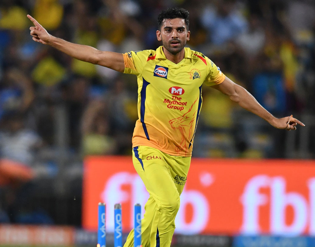 দীপক চাহার: ২৫ বছরের এই পেসার দুর্দান্ত ফর্মে রয়েছেন। শেষ দুই ম্যাচে পাঁচ উইকেট নিয়েছেন তিনি। ছবি: এএফপি।