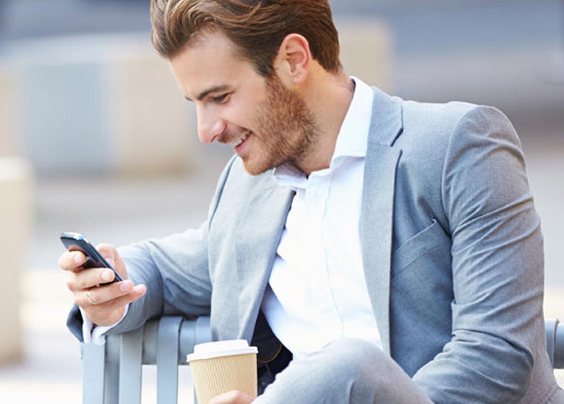 ইন্টারন্যাশনাল কলিং-এর জন্য প্রতি মিনিটে ৫০ পয়সা এবং ভয়েস-ডেটা-এসএমএসের জন্য ইন্টারন্যাশনাল রোমিং চার্জ ২ টাকা। অর্থাৎ ভয়েস কলের জন্য ২টাকা/মিনিট, ডেটার জন্য ২টাকা/এমবি এবং প্রতি এসএমএস ২টাকা চার্জ নেবে।