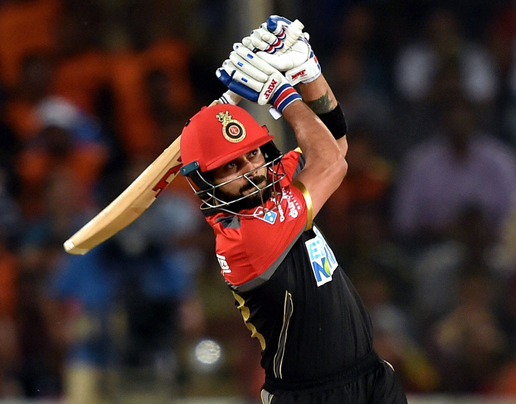 বিরাট কোহালি: কয়েকটি ইনিংস বাদে এখনও চেনা বিরাটকে খুঁজে পাওয়া যায়নি। আজ ক্যাপ্টেন কোহালিরও পরীক্ষা। ছবি: পিটিআই।