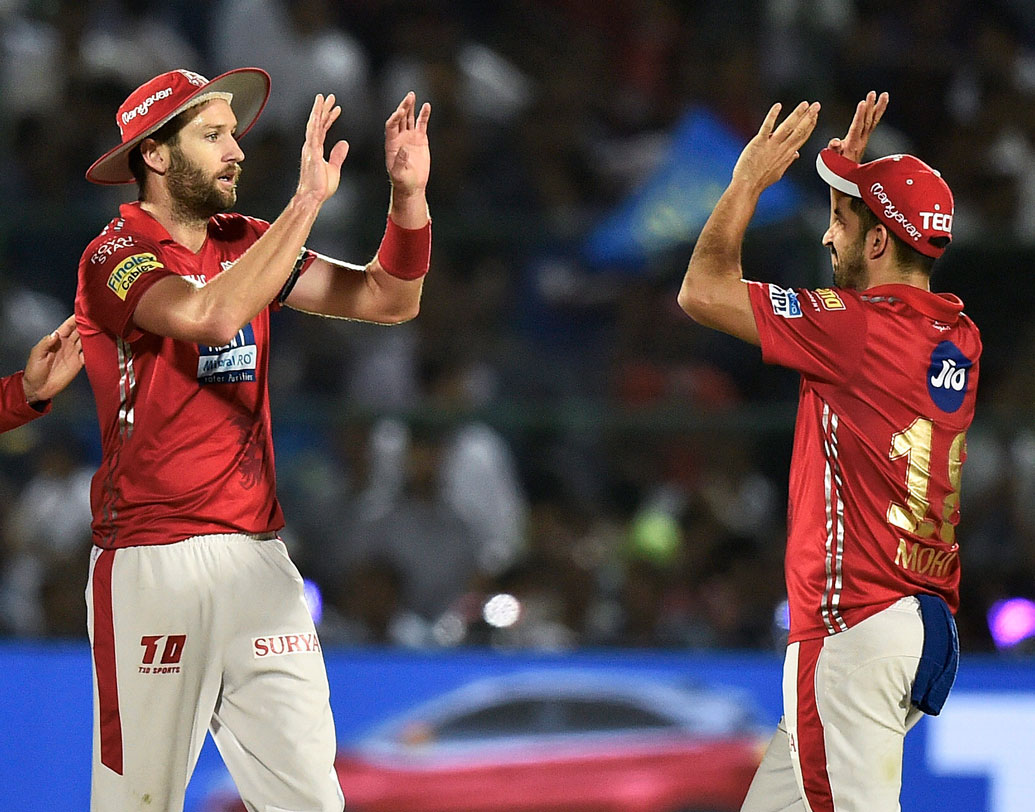 পঞ্জাবের প্লে অফ সম্ভাবনা তাতেও বজায় থাকবে। এই ম্যাচ হারলেও ১৬ পয়েন্টে শেষ করতে পারেন অশ্বিনরা। ছবি: পিটিআই।