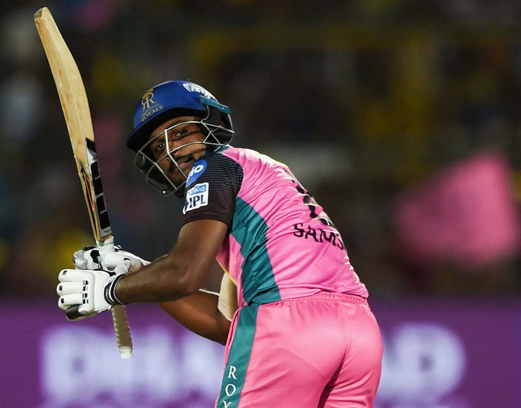 সঞ্জু স্যামসন: ব্যাট হাতে মোটামুটি ফর্মে রয়েছেন। ফলে আজকের ম্যাচে রান করার দায়িত্ব থাকছে তাঁর কাঁধে।