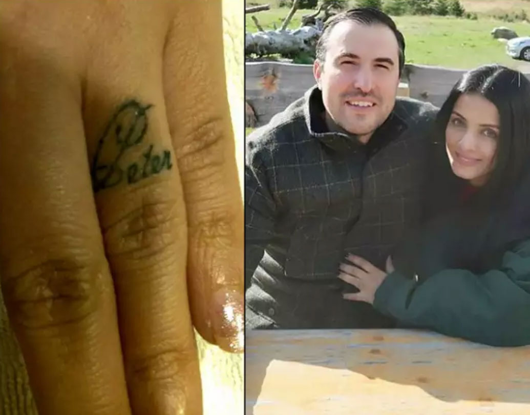 বলিউডে তেমন ভাবে নজরকাড়া রোল না করলেও ‘জানশীন’ বা ‘রেড: দ্য ডার্ক সাইডֹ’-এর ফিল্মে ভালই প্রসংসা কুড়িয়েছিলেন সেলিনা জেটলি। তার পর খানিকটা আচমকাই বিয়ে করে বসলেন অস্ট্রিয়ান ব্যবসায়ী পিটার হাগ-কে। তাঁর জন্মদিনেই একটা ট্যাটুও আঁকিয়ে ফেললেন। সেলিনার বাঁ-আঙুলেই রয়েছে পিটার-এর নাম। ছবি: সংগৃহীত।