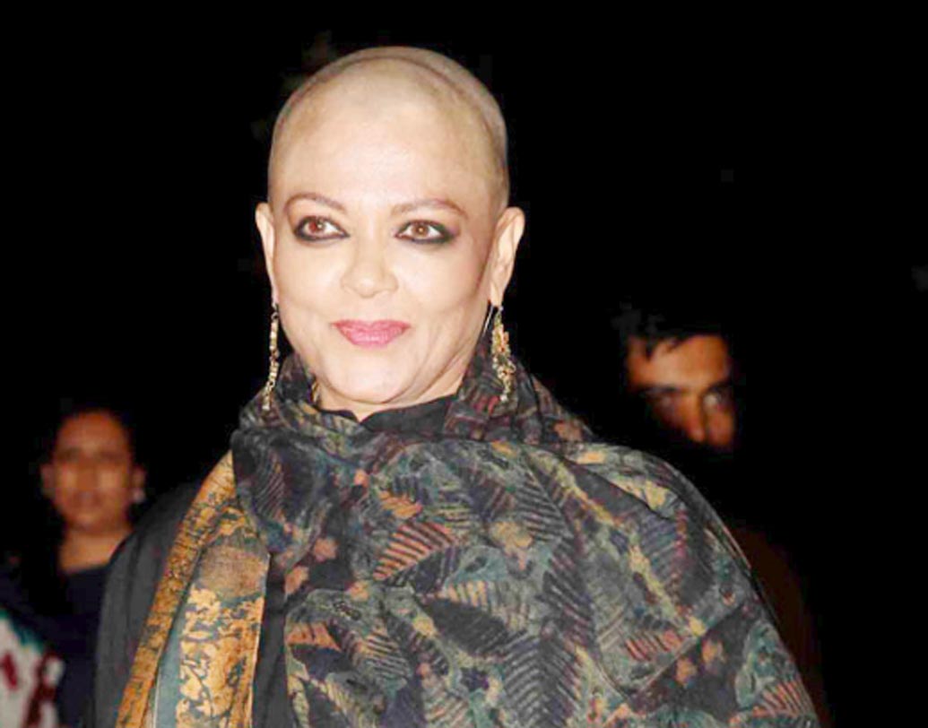 তানভি আজমি: সঞ্জয় লীলা ভন্সালীর ‘বাজিরাও মস্তানি’ ছবিতে বাজিরাওয়ের মাকে মনে আছে? এই চরিত্রে সাবলীল অভিনয় করে যথেষ্ট প্রশংসা কুড়িয়েছিলেন তানভি। চরিত্রের প্রয়োজনে মাথা কামাতেও দ্বিধা করেননি তিনি।