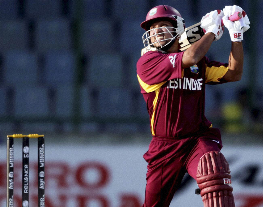 রামনরেশ সারওয়ান: ওয়েস্ট ইন্ডিজের হয়ে প্রায় ১৪ বছর খেলা প্রাক্তন অধিনায়ক সারওয়ান ২০০৮ সালে যুবরাজের নেতৃত্বাধীন কিংস ইলেভেন পঞ্জাবের হয়ে খেলেন। পঞ্জাবের হয়ে ৪ ম্যাচে মাত্র ৭৩ রান করেন এই ডানহাতি। এর পর আর তাংকে আইপিএলে দেখা যায়নি।