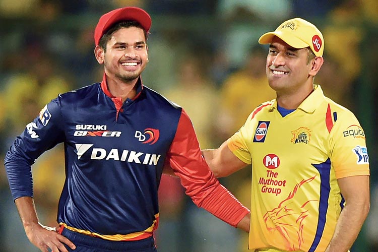 একই সমস্যায় পড়তে পারেন শ্রেয়সও। বিশেষ করে বোর্ডের মেডিক্যাল দল তাঁকে খেলতে বললেও তিনি যখন খেলেননি তখন বিষয়টি হয়তো ভাল ভাবে নেবে না বোর্ড।