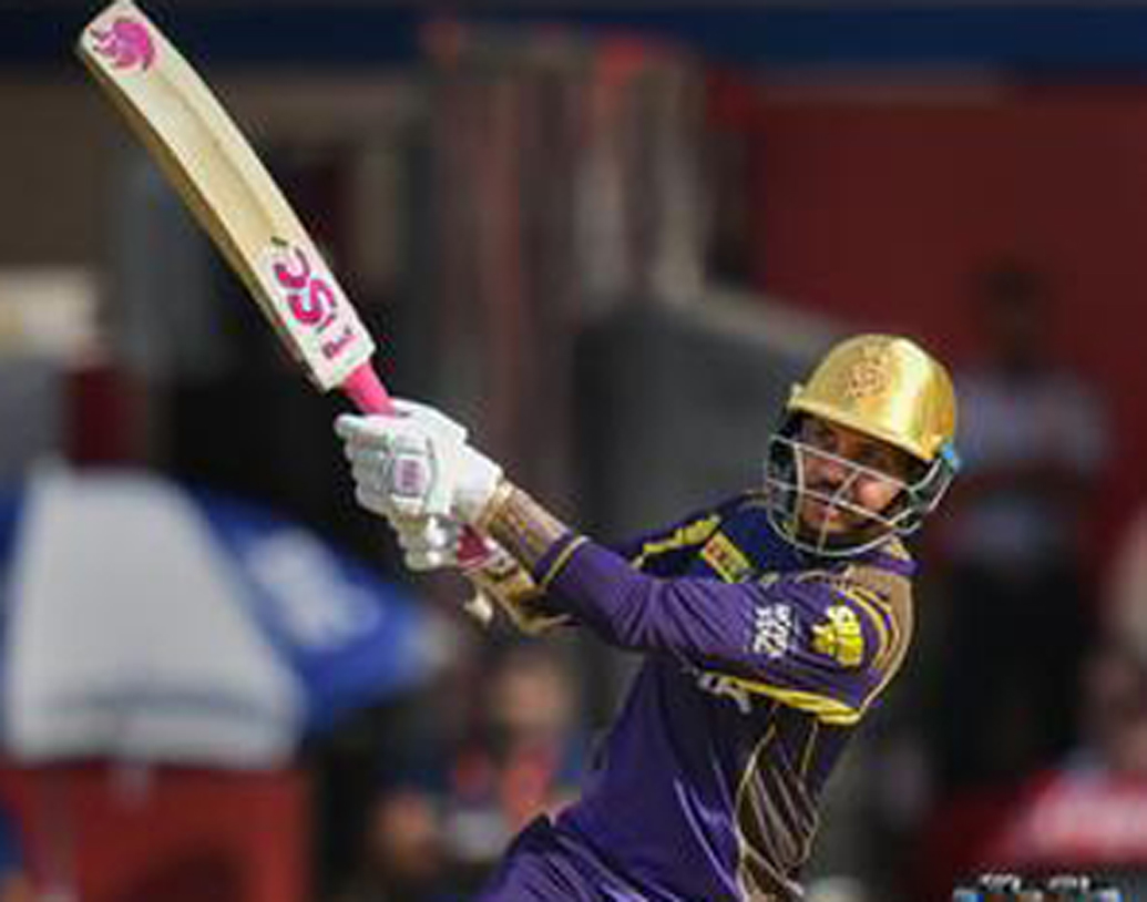 সুনীল নারাইন: ক্রমেই একজন অলরাউন্ডারে পরিণত হয়ে উঠছেন। বোলিংয়ের পাশাপাশি নারাইনের ব্যাটিং, বিশেষ করে ইনিংসের শুরুতেই নারাইন-ঝড় কার্তিকদের সাফল্যের বড় কারণ। বেশ কিছু গুরুত্বপূর্ণ ইনিংস খেলেছেন ওয়েস্ট ইন্ডিজের এই ক্রিকেটারটি। সেই তালিকায় বেঙ্গালুরুর বিরুদ্ধে ১৭ বলে ৫০ রাখতেই হবে।