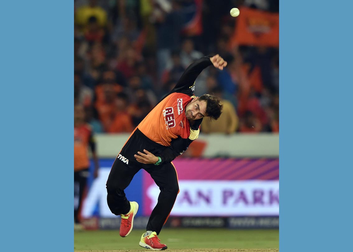 রশিদ খান: স্বপ্নের ফর্মে রয়েছেন। স্পিনার রশিদ খানকে সমীহ করছে প্রতিটি দলই। বিপক্ষ ব্যাটিংয়ের বড় ত্রাসের নাম অবশ্যই রশিদ খান।