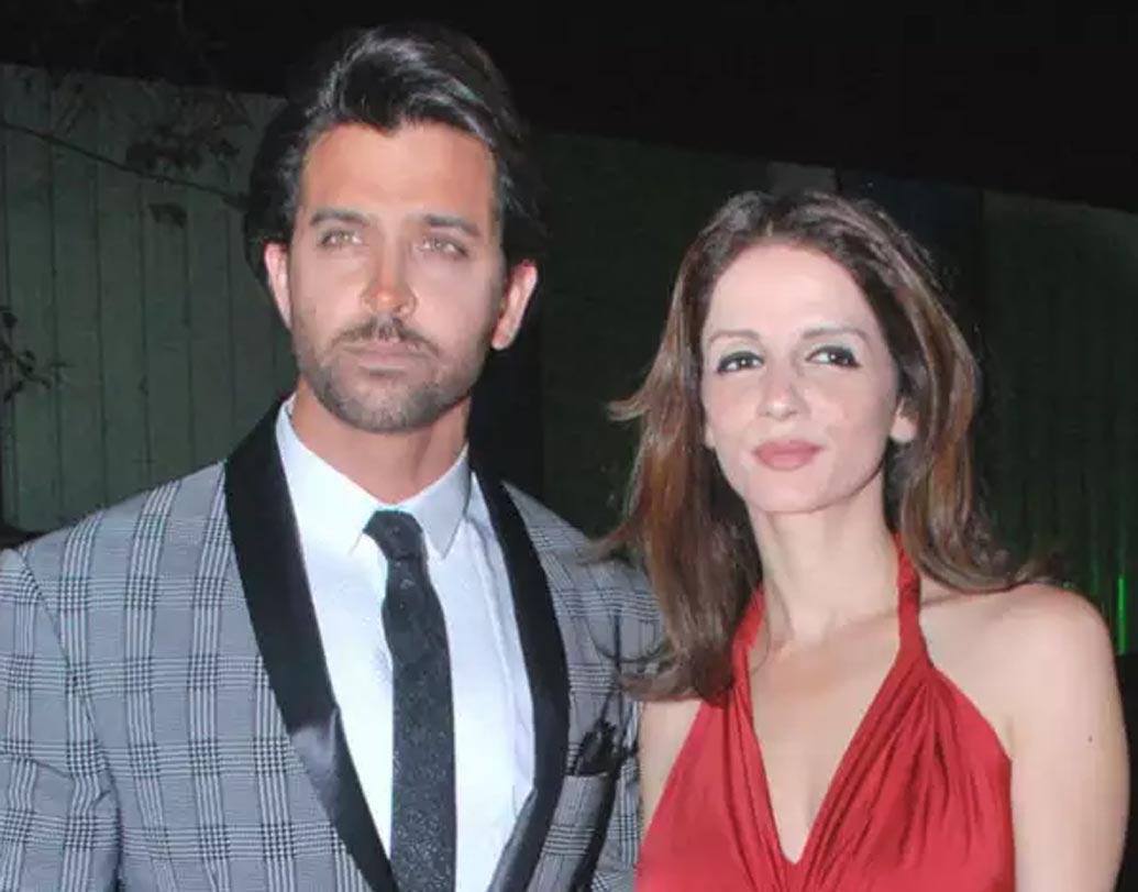 হৃতিক রোশন-সুজান খান: হৃতিক-সুজানের বিবাহবিচ্ছেদ ছিল বি-টাউনের সবচেয়ে চমকে দেওয়ার মতো ঘটনা। দীর্ঘ দিনের টানাপড়েন কাটিয়ে ২০১৪ সালে ১৪ বছরের দাম্পত্য সম্পর্কে ইতি টানেন যুগল। হৃতিকের নানা সম্পর্কে জড়িয়ে পড়া, বিশেষত কঙ্গনা রানাউতের সঙ্গে ঘনিষ্ঠতাও নাকি সম্পর্কে চিড় ধরার অন্যতম কারণ বলে মনে করা হয়। তবে হৃতিক-সুজান কেউই এ বিষয়ে মুখ খোলেননি।