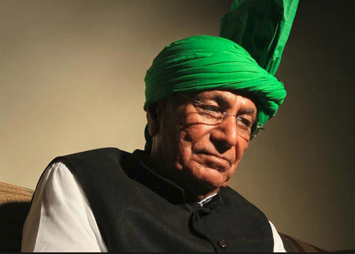 ওমপ্রকাশ চৌতালা: হরিয়ানার দ্বিতীয় বারের জন্য মুখ্যমন্ত্রী হয়েছিলেন। তবে বেশি দিন মুখ্যমন্ত্রী ছিলেন না। ১৯৯০ সালে ১২ জুলাই থেকে ১৭ জুলাই এই ৫ দিন তিনি হরিয়ানার মুখ্যমন্ত্রী ছিলেন।