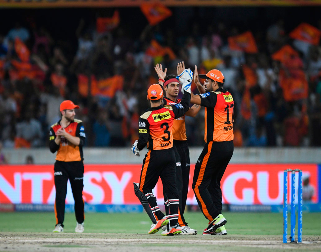 ভুবনেশ্বর কুমার, সিদ্ধার্থ কল, রশিদ খান, শাকিব-আল-হাসানরা প্রত্যেক দলকে সমস্যায় ফেলেছে। সেটা মাথায় রাখা দরকার ছিল।