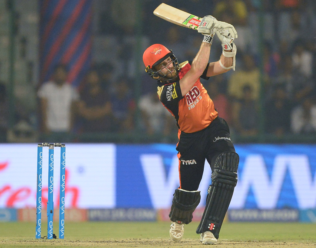 অরেঞ্জ ক্যাপ: ১৭ ম্যাচে ৭৩৫ রান করে অরেঞ্জ ক্যাপ জিতলেন সানরাইজার্স হায়দরাবাদের অধিনায়ক কেন উইলিয়ামসন। ছবি: এএফপি।