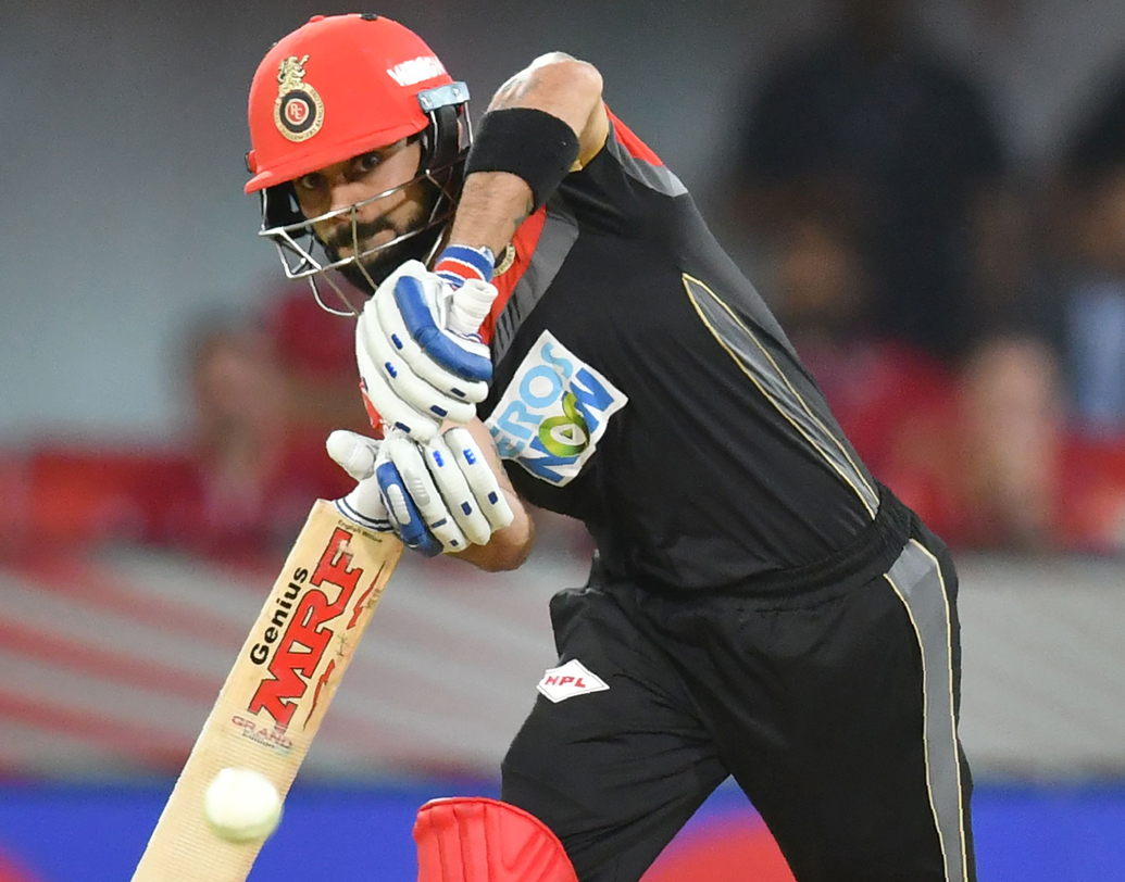 বিরাট কোহালি: ব্যাটসম্যান-টিম ম্যান সব দিক থেকে অন্যতম। সেরাদের মধ্যে তিনি তো থাকবেনই। এই মুহূর্তে বিশ্বের সেরা ক্রিকেটারদের তালিকায় নাম রয়েছে।