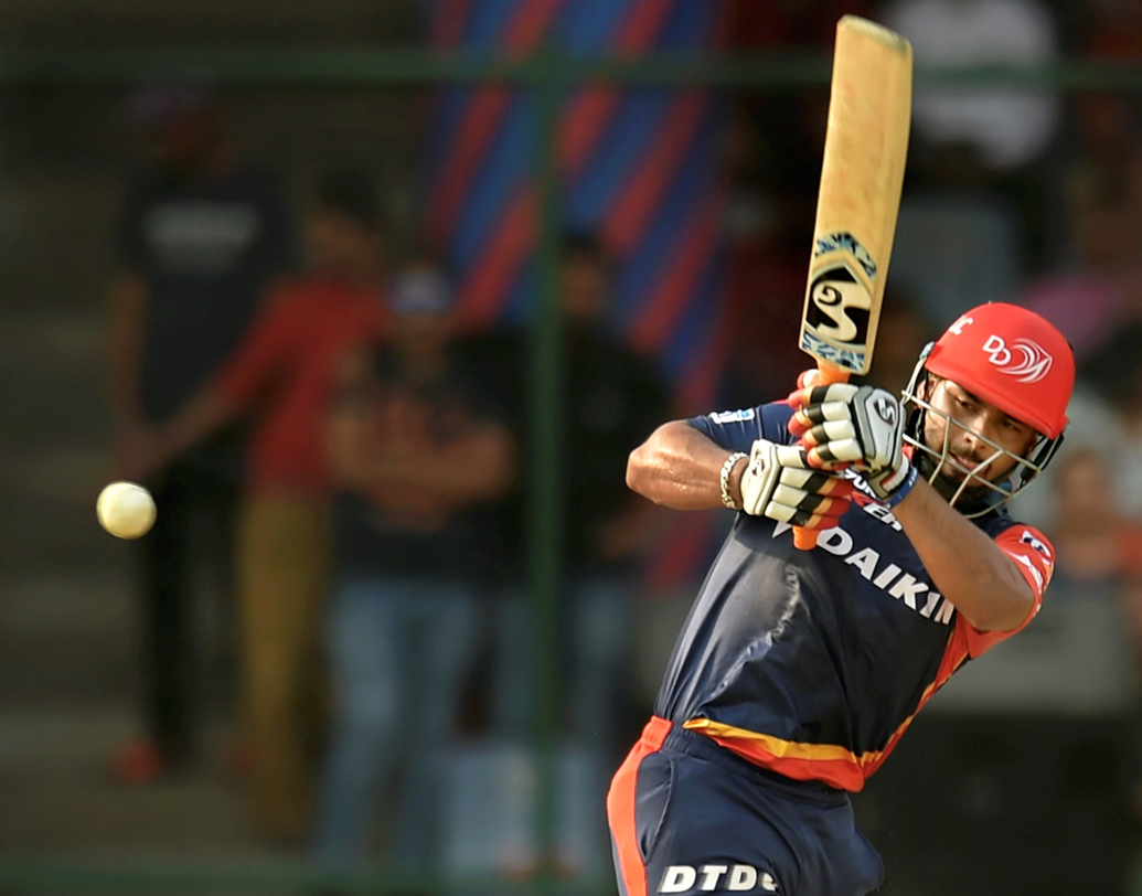 ঋষভ পন্থ: স্টাইলিশ প্লেয়ার অব দ্য সিজন হয়েছেন। দিল্লির তরুণ ব্যাটসম্যানটি একের পর এক বিস্ময় সৃষ্টি করে চলেছেন।