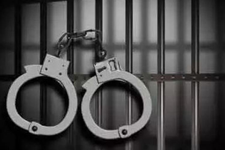 Kolkata News: Picture distortion of a teenage, youth arrested