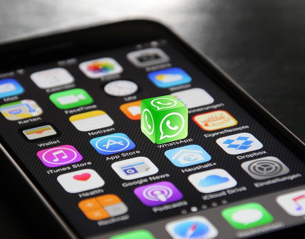 ভিডিও কলিং-এর পাশাপাশি স্টিকারের অপশন থাকছে এই মেসেজিং অ্যাপে। ফেসবুকের ডেটা লিকের ঘটনার পর হোয়াটস্অ্যাপের উপরেই আপাতত ভরসা রেখেছেন লক্ষাধিক গ্রাহক। সংস্থা সূত্রে খবর, গ্রাহকদের সুবিধার জন্যই আরও নতুন নতুন ফিচার নিয়ে আসবে হোয়াটস্অ্যাপ।