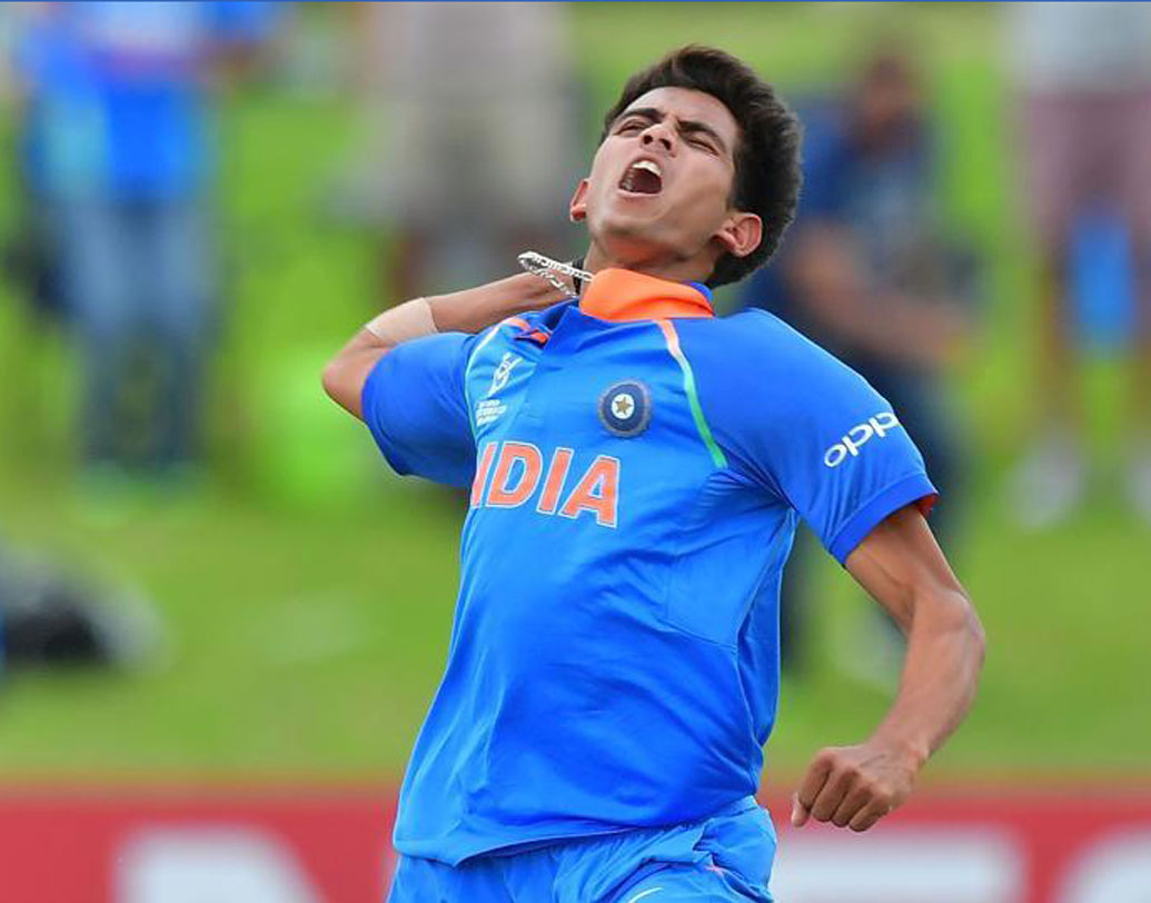 কমলেশ নাগরকোটি: ৩ কোটি ২০ লক্ষে তাঁকে কেনে নাইট রাইডার্স। শিবিরে যোগ দেওয়ার কয়েক দিনের মধ্যেই পায়ে চোট পান অনূর্ধ্ব উনিশের এই পেসার। ছিটকে যান টুর্নামেন্ট থেকেই।