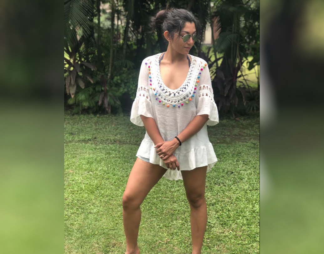 তবে দেবলীনার সঙ্গে সম্পর্ক নিয়ে বেশ স্পষ্টবাদী গৌরব। কখনও সাক্ষাত্কারে, কখনও বা ওয়েব দুনিয়ার মেসেজে দেবলীনার সঙ্গে তাঁর বিশেষ বন্ধুত্বের কথা বার বার জানিয়েছেন অভিনেতা।