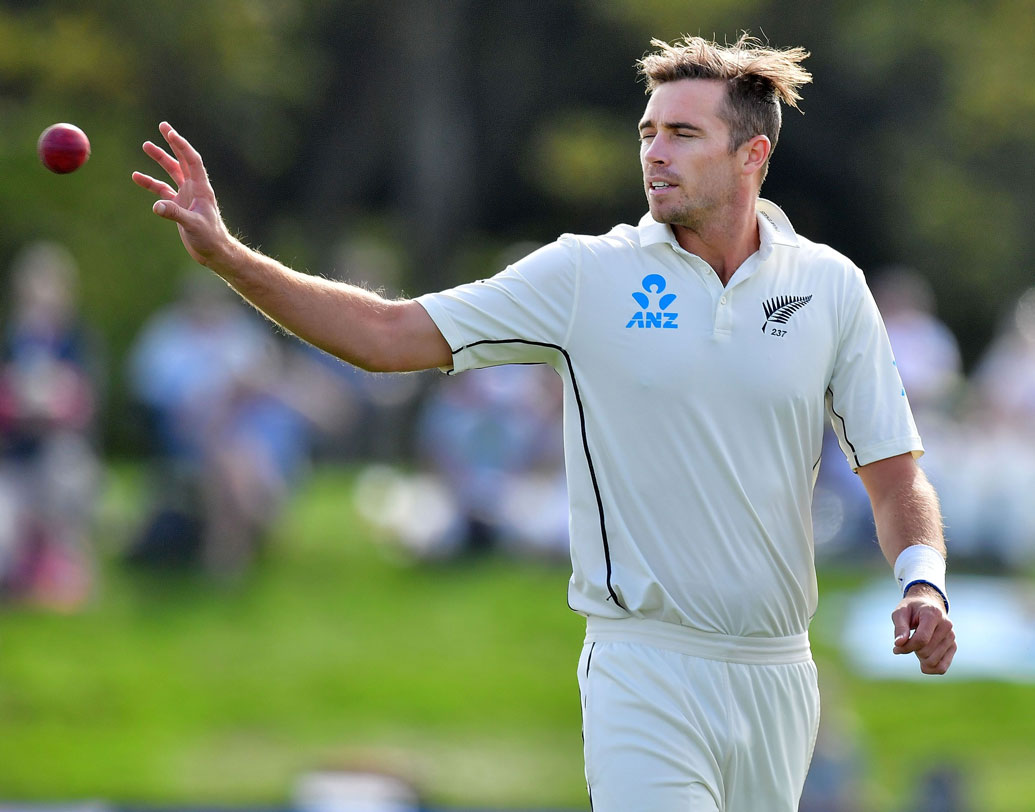 টিম সাউদি: গত ম্যাচের সেরা। সাউদি আসায় বেঙ্গালুরুর পেস বিভাগ গতি পেয়েছে। ছবি: এএফপি।