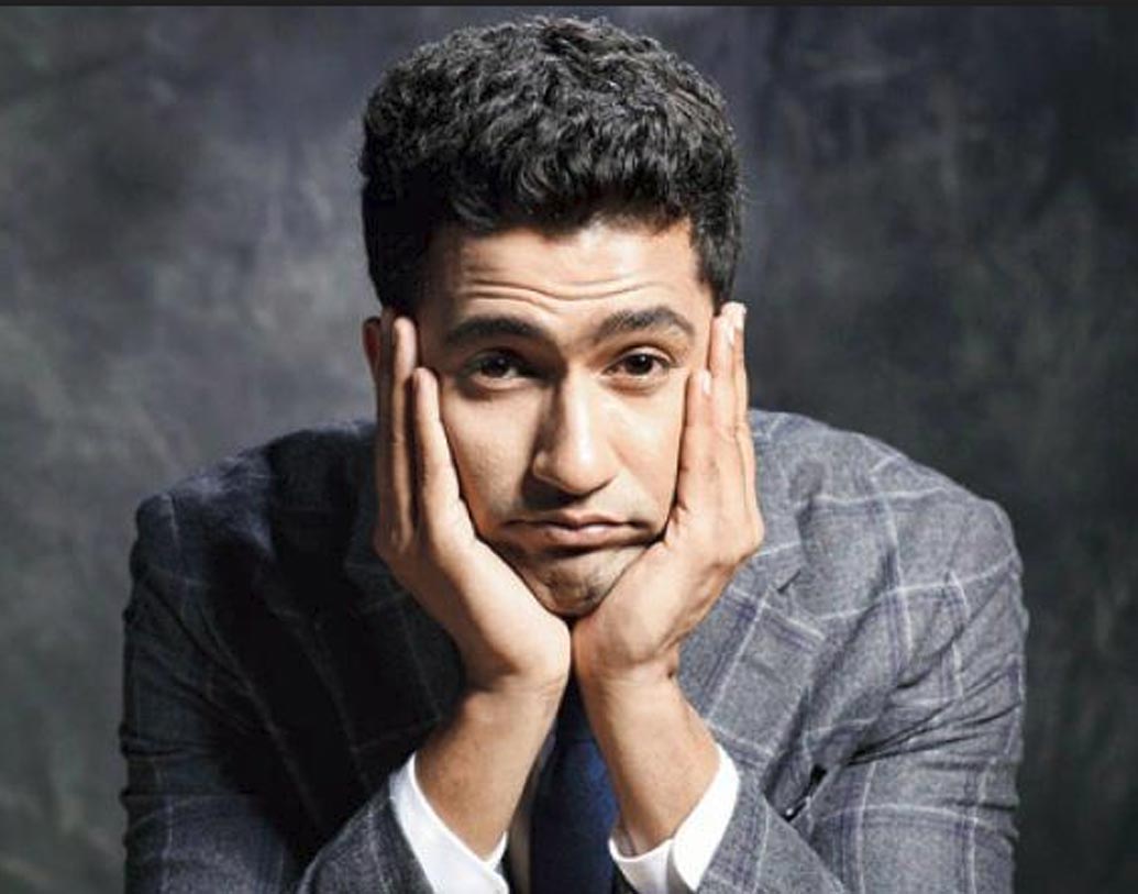 ভিকি কৌশল: ২০০৯ সালে মুম্বইয়ের রাজীব গাঁধী ইনস্টিটিউট অব টেকনোলজি থেকে ইলেকট্রনিক্স ইঞ্জিনিয়ারিং নিয়ে স্নাতক করেছেন ভিকি। ‘মাসান’ ছবিতে সাফল্যের পর পাকাপাকি ভাবে অভিনয়তেই মন দেওয়ার কথা ভাবেন তিনি।