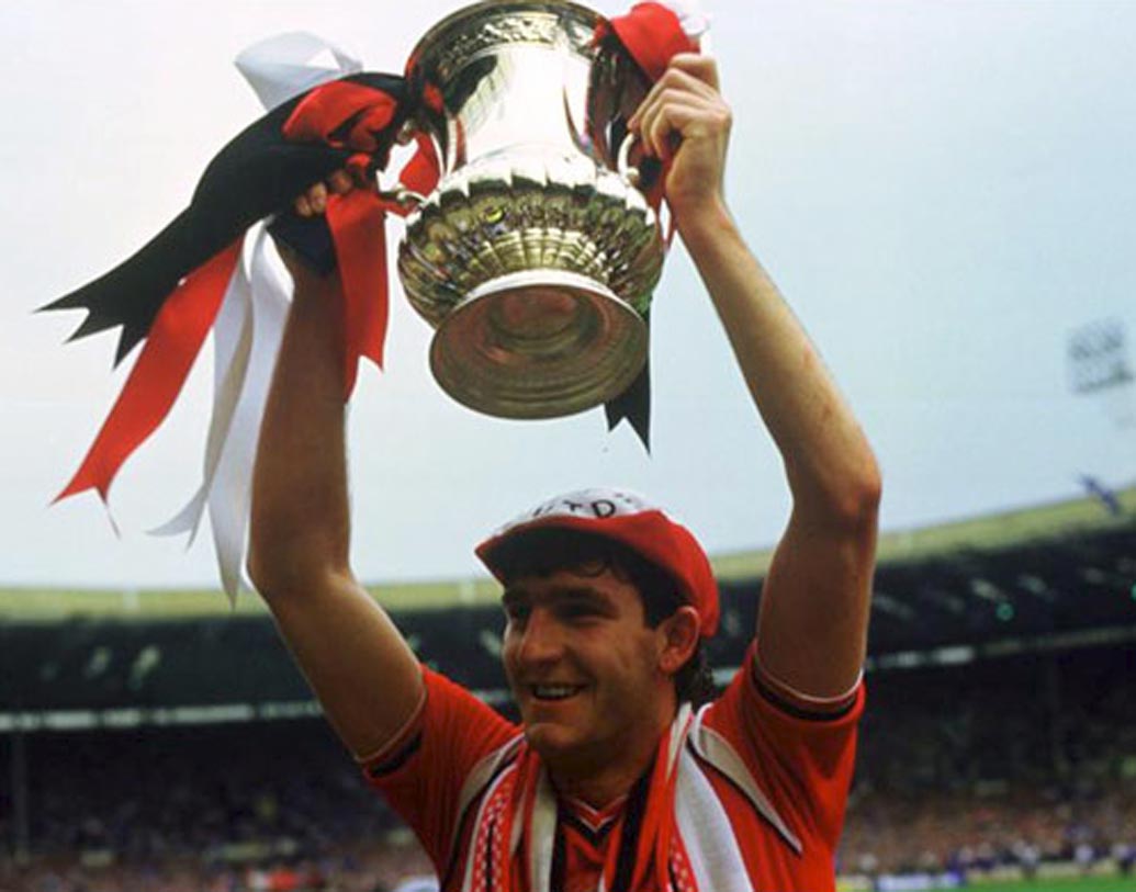 সবচেয়ে বেশি বয়সে বিশ্বকাপ জিতেছেন ইতালির গোলরক্ষক দিনো জফ। ১৯৮২ সালের স্পেন বিশ্বকাপ জয়ের সময় জফের বয়স ছিল ৪০। ছবি: এএফপি।