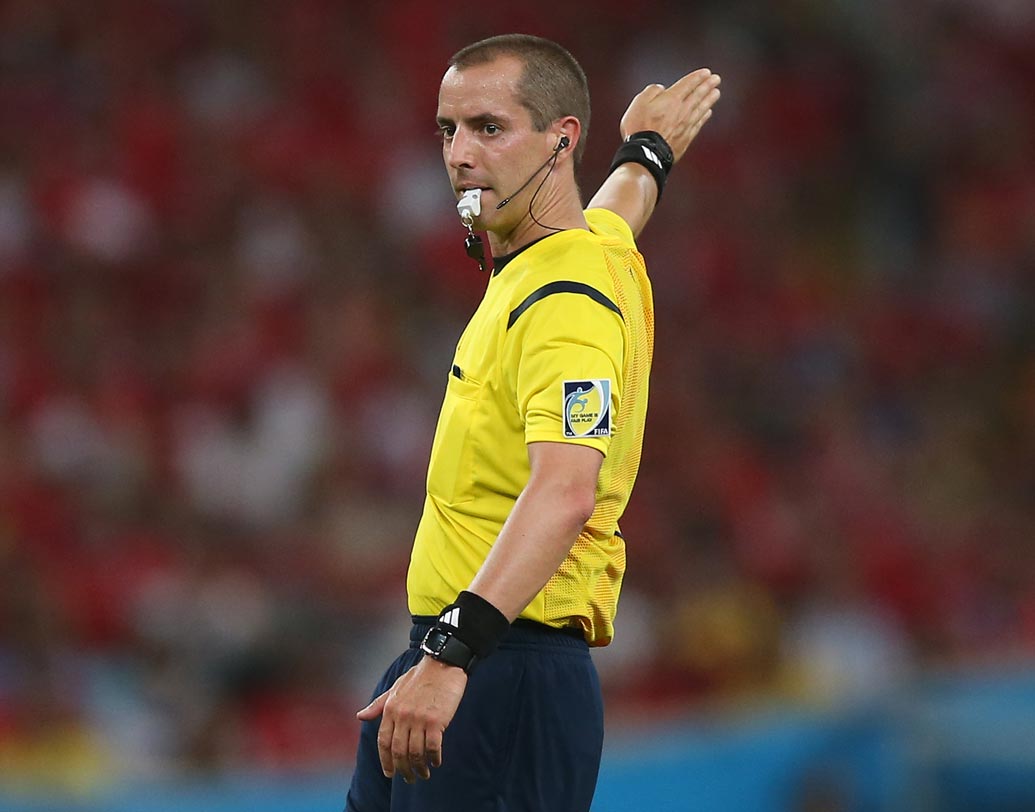 ২০১৮ বিশ্বকাপের জন্য মোট ৩৬ জন রেফারি এবং ৬৩ জন অ্যাসিস্ট্যান্ট রেফারি নিয়োগ করেছেন ফিফা কর্তৃপক্ষ।