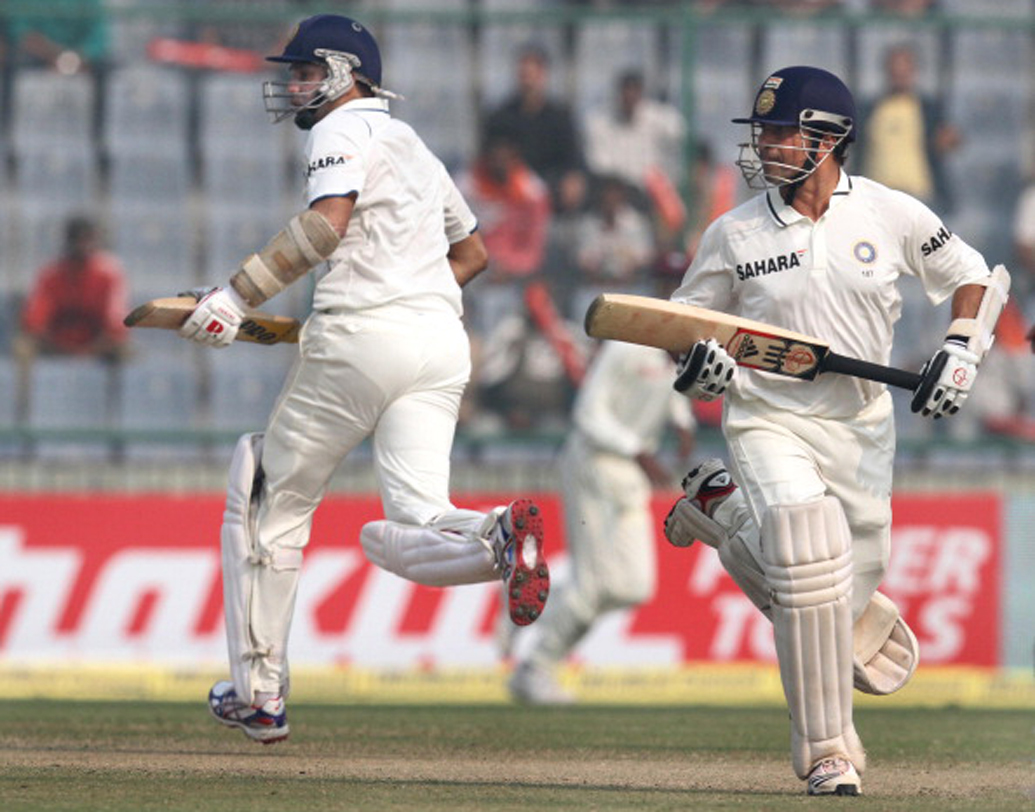 ভিভিএস লক্ষ্মণ ও সচিন তেন্ডুলকর: ভারতীয় ক্রিকেটের সর্বকালের সেরাদের অন্যতম। লিটল মাস্টারের সঙ্গে ভিভিএসের ৭৩ ইনিংসের জুটিতে উঠেছে ৩৫২৩ রান। গড় ৫১.০৫। নয় বার শতরান এবং ১১ বার পঞ্চাশের বেশি রান এসেছে এই জুটি থেকে।