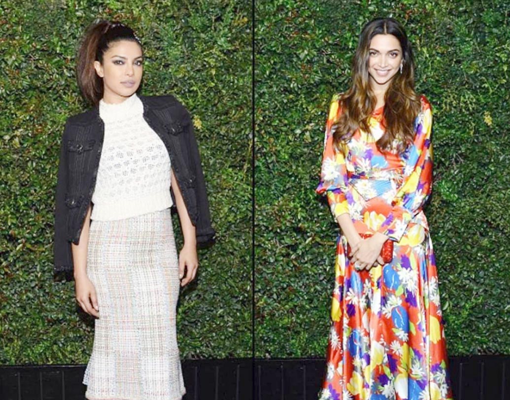 দীপিকা পাদুকোন-প্রিয়ঙ্কা চোপড়া: বলিউড থেকে হলিউড, দু’জনেই কেরিয়ারে চূড়ান্ত ভাবে সফল। স্টারডমকে পিছনে ফেলে রিয়েল লাইফেও নাকি দু’জনের বন্ধুত্ব অটুট। বি-টাউনের প্রথম সারির এই দুই অভিনেত্রী জানিয়েছেন, তাঁরা একে অপরের সাফল্যে খুবই গর্ব বোধ করেন।