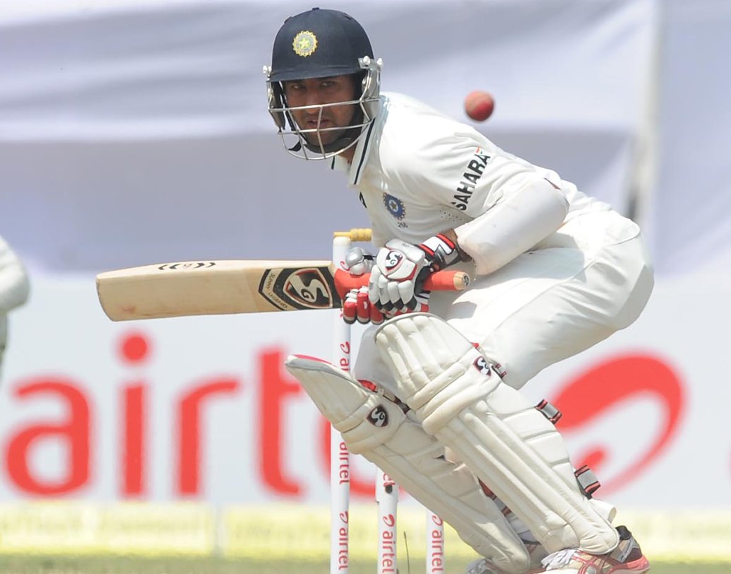 তবে পারফরম্যান্স একেবারেই ভাল নয়। ৮ ইনিংসে ১২.৫০ গড়ে মাত্র ১০০ রান করেছেন তিনি। তবে চার দিনের ম্যাচে ভাল না খেললেও ছোট ফর্ম্যাটে বেশ ভাল খেলেছেন তিনি।