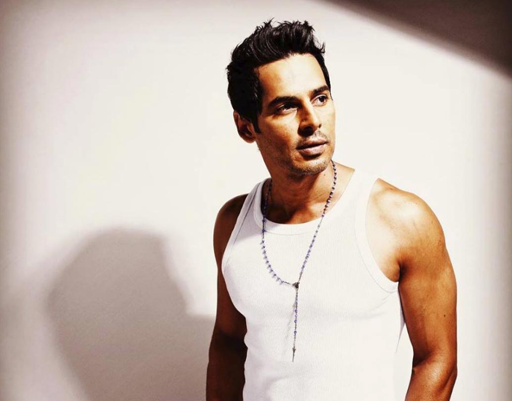 ডিনো মারিয়া: অভিনয়ে ততটা সফল না হলেও, সুপারমডেল হিসেবে বরাবরই জনপ্রিয় ছিলেন ডিনো। অভিনয় প্রথম পেশা হলেও, নিজের আলাদা রেস্তোরাঁর চেন চালান তিনি। ‘ক্রেপ স্টেশন’ নামে রেস্তোরাঁটি ছড়িয়ে রয়েছে দেশের নানা প্রান্তে। তা ছাড়া ‘কুল মল মারচ্যানডাইস’ নামে রিটেলের ব্যবসাও আছে তাঁর।