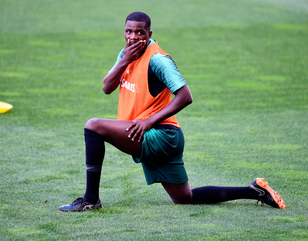 উইলিয়াম কার্ভালহো: পর্তুগালের ডিফেন্সিভ মিডফিল্ডার। পর্তুগালের জন্যভাল খবর, তাদের মিড ফিল্ড ভাল খেলছে। ইনিয়েস্তাদের সঙ্গে বল দখলের লড়াইয়ে থাকবেন কার্ভালহো। ছবি: এএফপি।