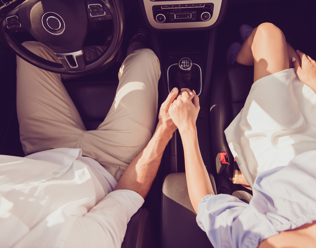 শান্ত থাকার কৌশল ভাবুন: ‘থ্রি ইডিয়টস’-এ ‘আল ইজ ওয়েল’ মনে আছে? বেগতিক বুঝলে মনকে শান্ত রাখুন তেমনই কিছু ‘টনিক’ দিয়ে। রেগে যাওয়ার অভ্যাস ছেড়ে বরং কিছু ‘রিল্যাক্স স্কিল’ ভাবুন রোজ। যে ভাবনায় আনন্দ পান, চাপ কমে তেমন কিছু উবাচ ভেবে ফেলতে পারলে কাজে আসবে। ছবি: সাটারস্টক