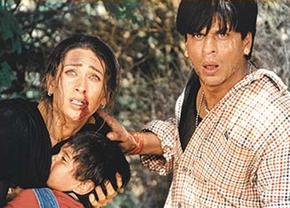 শক্তি, দ্য পাওয়ার: ২০০২ সালের এই ফিল্মের পরিচালক শাহরুখের বিপরীতে কাজলকেই ভেবে রেখেছিলেন। কিন্তু কাজল ছবিটি প্রত্যাখ্যান করেন। বদলে ওই চরিত্রটি অভিনয় করেন করিশ্মা।