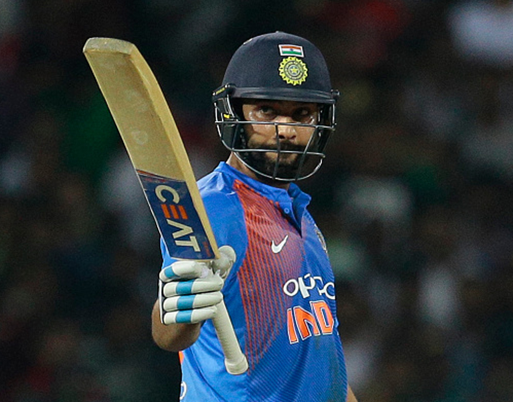 রোহিত শর্মা: ফর্মে থাকলে যে কোনও দলের পক্ষেই ভয়ঙ্কর। ৭৯টি ম্যাচে করেছেন ১,৮৫২ রান। ২টি শতরানও রয়েছে। স্ট্রাইক রেট ১৩৫.৭৮।