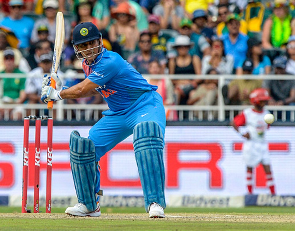 এম এস ধোনি: ‘মিস্টার কুল’কে বাদ দিয়ে এখনও ভাবা যাচ্ছে না ভারতীয় দলকে। ৮৯টি ম্যাচে ১,৪৪৪ রান করেছেন। স্ট্রাইক রেট ১২৬.৫৬।