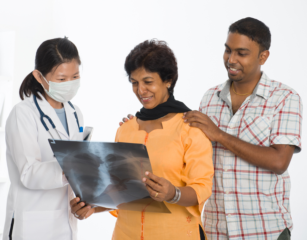 চল্লিশের পর নিয়মিত হেল্থ চেকআপ করানোটা রুটিন করে নিন। মেডিক্যাল চেকআপ-এর পর চিকিৎসকের সুপারিশ মেনে নিজের জীবনশৈলীও বদলে ফেলতে পারেন। এতে বড়সড় অসুখের ঝুঁকি এড়াতে পারবেন।