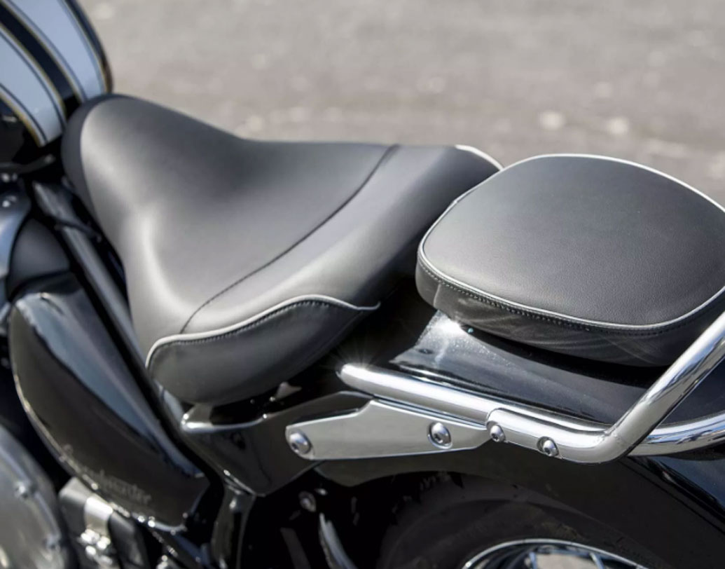 সাসপেনশন, গিয়ার, হেডলাইট থেকে শুরু করে টায়ারের ক্ষেত্রেও যথেষ্ট বদল এনেছে বাইকপ্রেমীদের চাহিদার কথা মাথায় রেখেই। ৬ গিয়ারবিশিষ্ট বাইকটিতে রয়েছে ট্র্যাকশন কন্ট্রোল, ক্রুজ কন্ট্রোল।