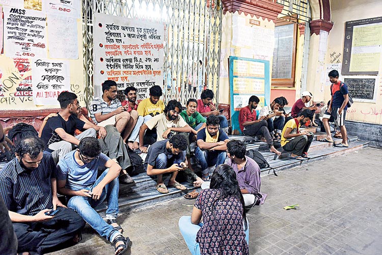 Student agitation in Jadavpur University