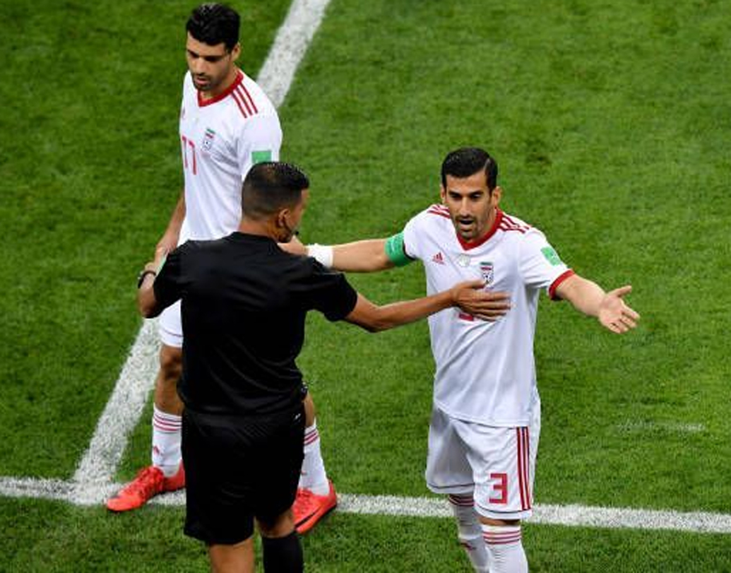 এহসান হজসফি (খারাপ) : ইরানের নির্ভরযোগ্য ডিফেন্ডার। কিন্তু, বিশ্বকাপ শুরু আগে থেকেই চোট আঘাতে ভুগছিলেন। পর্তুগালের বিরুদ্ধে তাঁর দিকে তাকিয়ে ছিল দল। কিন্তু, সমর্থকদের মুখে হাসি ফোটানোর ক্ষেত্রে খুব একটা সফল হননি।