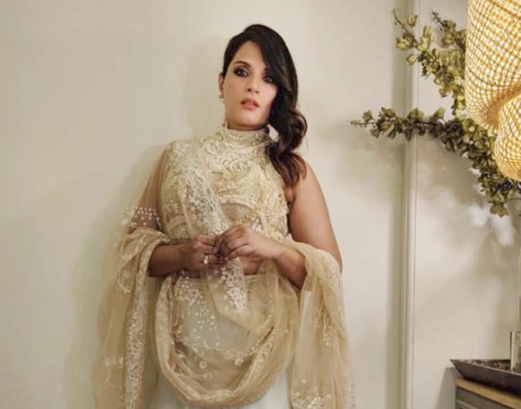 রিচা চাড্ডা: পার্শ্ব চরিত্রেই বেশি দেখা গিয়েছে রিচাকে। ২০০৮ সালে ‘ওয়ে লাকি! লাকি ওয়ে’ কমেডি ছবিতে ছোট্ট চরিত্রে তাঁর অভিনয় পছন্দ করেন দর্শকেরা। রিচার সবচেয়ে বড় ব্রেক অনুরাগ কশ্যপের ‘গ্যাংস অব ওয়াসিপুর’। রিচা জানিয়েছিলেন, ছবিটিতে ‘নাগমা খাতুন’ চরিত্রটি তাঁকে আরও ১১টি ছবিতে অভিনয়ের সুযোগ করে দেয়।