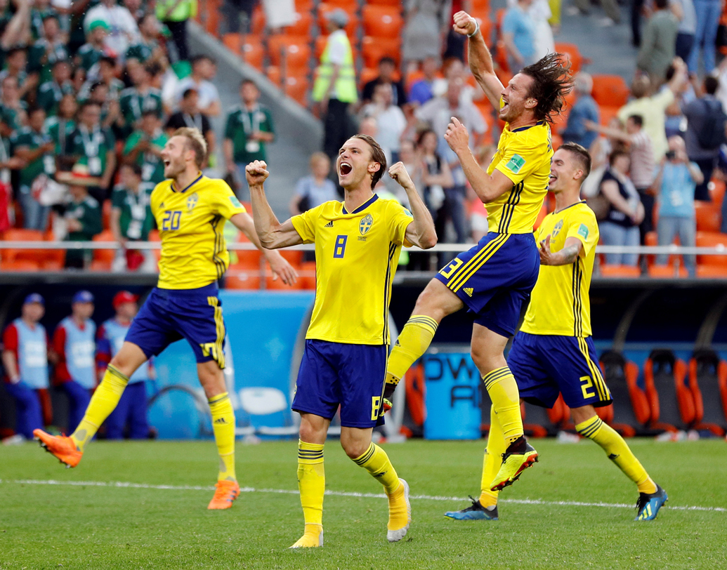 সুইডেন বনাম সুইজারল্যান্ড: জার্মানির কাছে হারলেও গ্রুপ চ্যাম্পিয়ন হয়েছে সুইডেন। অন্য দিকে, সুইজারল্যান্ড নিজেদের গ্রুপে দ্বিতীয় হয়েছে। এই ম্যাচ হবে ৩ জুলাই, মঙ্গলবার সন্ধ্যা সাড়ে ৭টা থেকে।