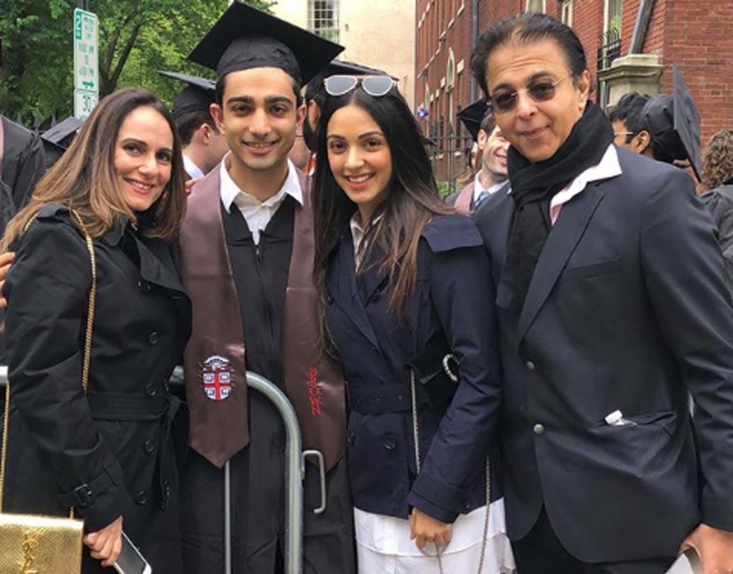 মুম্বইয়ের ক্যাথিড্রাল অ্যান্ড জন কোনন স্কুল থেকে পড়া শেষ করে, জয় হিন্দ কলেজ থেকে মাস কমিউনিকেশনে স্নাতক করেছেন কিয়ারা। অবসরে পছন্দ করেন আমেরিকান টিভি সিরিজ দেখতে।