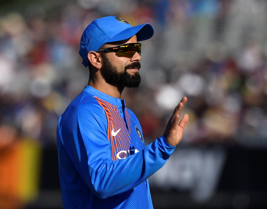 বিরাট কোহালি: গত ম্যাচে রান পাননি। যদিও ব্যাটিংয়ের তেমন সুযোগও মেলেনি। সুযোগ পেলে আজ ভাল করে ব্যাটিং প্র্যাকটিস সেরে রাখতে চাইবেন ভারত অধিনায়ক। ছবি: রয়টার্স।