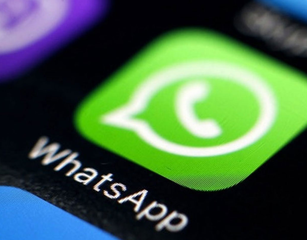 ওই অপশন অ্যাকটিভ করলেই সদস্যরা তাঁর শেয়ার করা বিষয়টি শুধু দেখতে পারবেন, কিন্তু কোনও মন্তব্য করতে পারবেন না। এই নতুন ফিচারের একমাত্র অধিকারী গ্রুপ অ্যাডমিন। এ ক্ষেত্রে বলা যেতেই পারে, হোয়াটসঅ্যাপ এ বিষয়ে অ্যাডমিনকে ‘একচ্ছত্র’ অধিকার দিয়ে দিল।