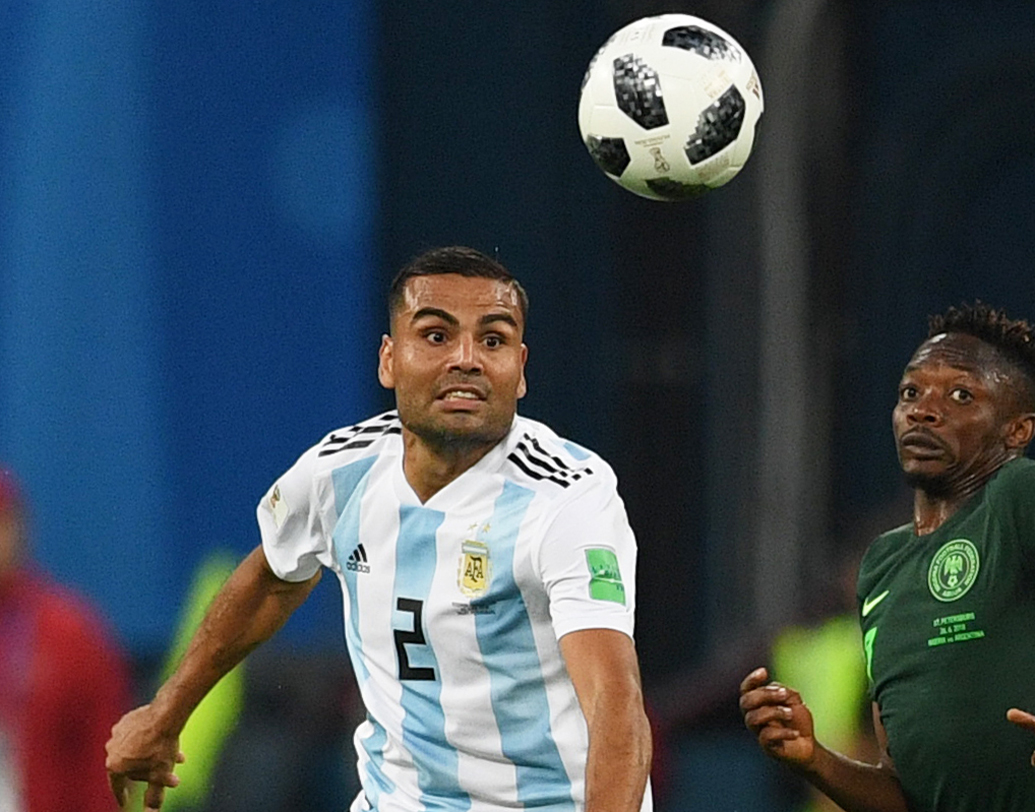 গ্যাব্রিয়েল মার্সেডো: সেভিয়ার এই রাইট ব্যাক খেলতা পারেন সেন্ট্রাল ডিফেন্স পজিশনেও। ২০১০ সালে জাতীয় দলের হয়ে অভিষেক ঘটা এই ডিফেন্ডার দেশের হয়ে ২২টি ম্যাচ খেলেছেন। ছবি: এএফপি।