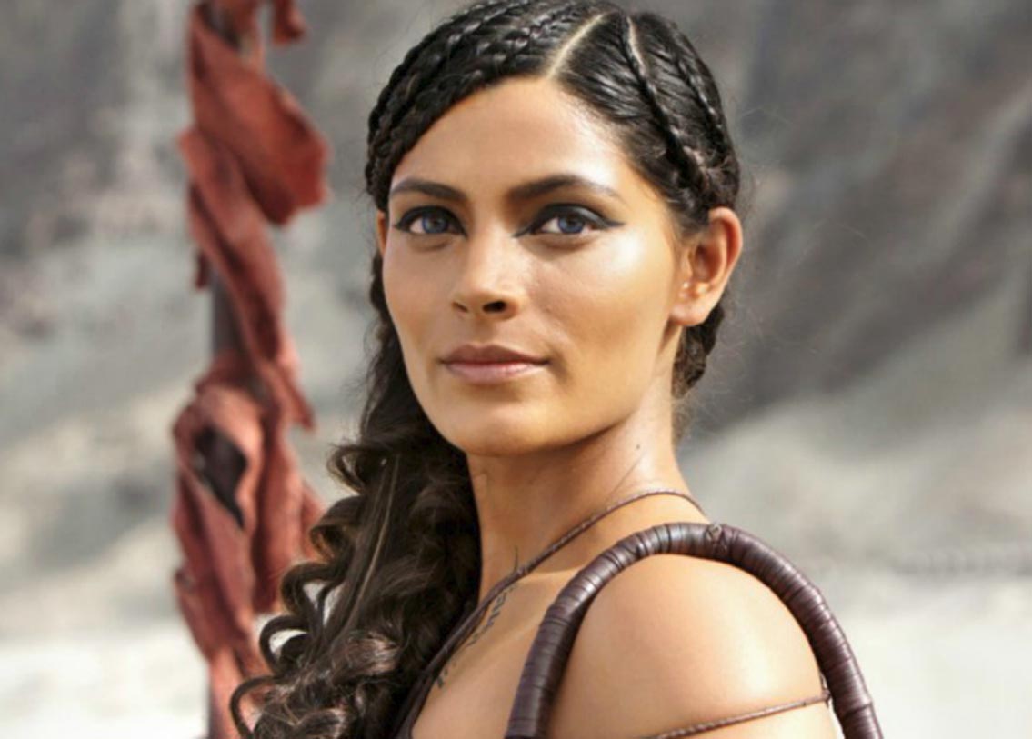 সায়ামি খের: ২০১২ সালে কিংফিশার সুপারমডেল হন তিনি। আর তার ৪ বছর পর সায়ামির বলিউড ডেবিউ ‘মির্জা’ রিলিজ করে।