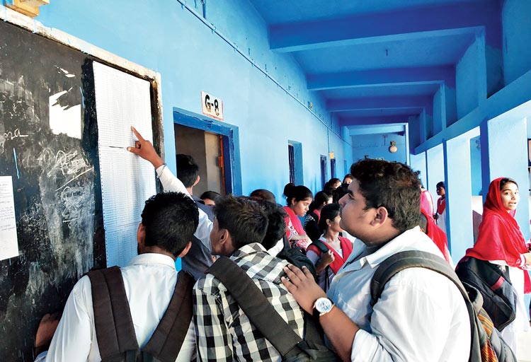 Students from Bhangar got good marks in Madhyamik also