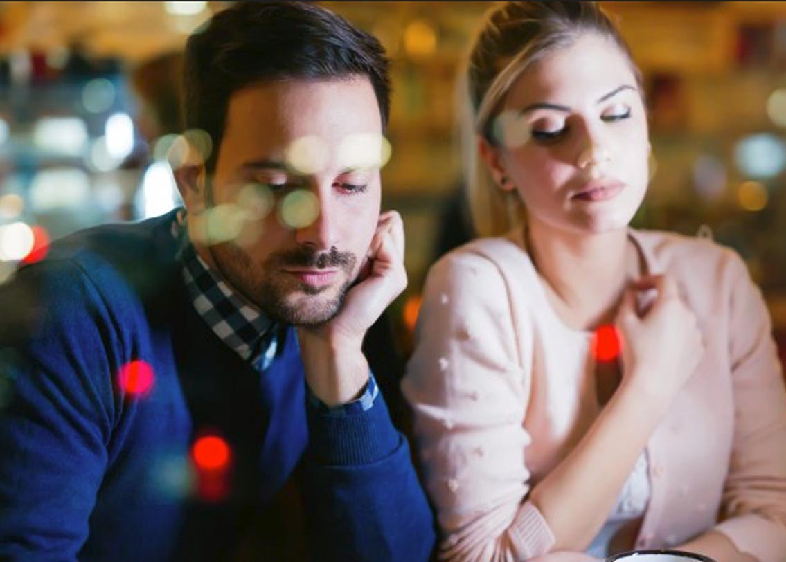 সব সময় মাথায় রাখবেন আপনার কোনও ব্যবহারে যেন তাঁর মনে না হয় যে, আপনি ডমিনেট করছেন। তাঁর কোনও কথা, কোনও ব্যবহার ভাল না লাগতেই পারে, তা বলে ডমিনেট করতে যাবেন না।