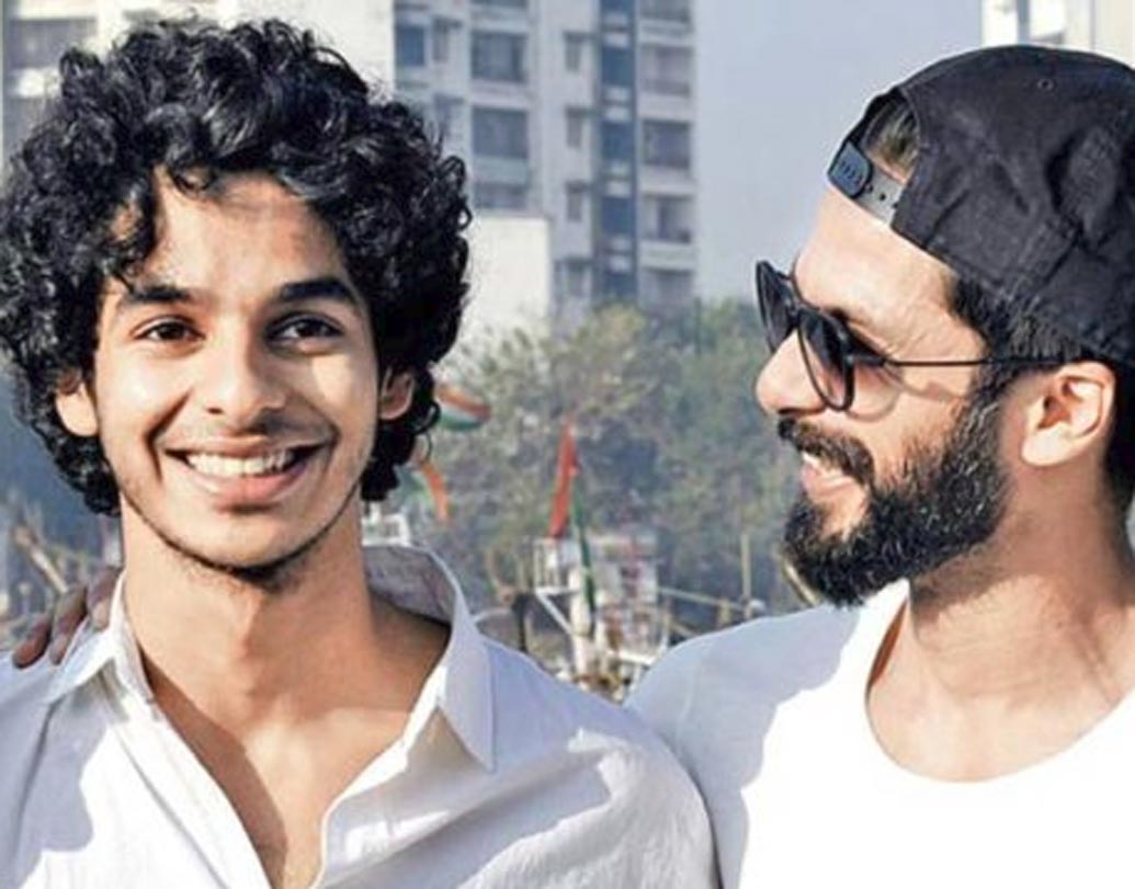 কিন্তু জানতেন কি, শুধু সম্পর্কের মিলই নয়। মুখের ভাবভঙ্গি থেকে আচার-আচরণ সব কিছুর মধ্যেই প্রচুর মিল আছে দাদা শহিদ এবং ভাই ঈশানের মধ্যে।